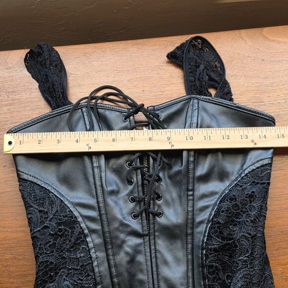 Womens Goth Black Faux Leather Lace Corset Camisole Medium Floral Front Alt Sexy - Picture 9 of 10